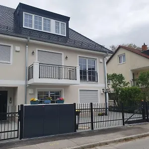  Apartment Helle 3 Souterrainwohnung In Einem Neubau-villa Deutschland